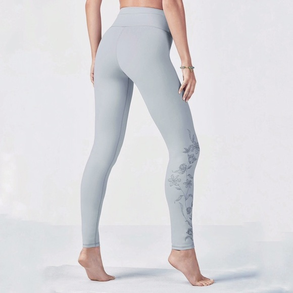•FABLETICS• RARE High-Waisted Embroidered Legging - Picture 2 of 6